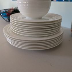 Mikasa Dish Set - Dishes And Bowls