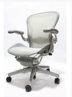 Herman Miller Aeron Ergonomic Office Chair