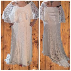 Torrid NWT Capelet Lace Wedding Dress