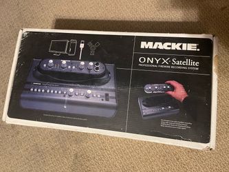 **PENDING PICK UP** MACKIE Onyx FireWire FREE