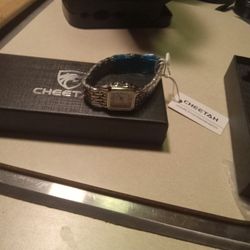 CHEETAH SILVER WATCH "NEW IN BOX"