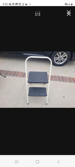 Used Great Condition Cosco 2-Step Ladder No Lower Offers Accepted