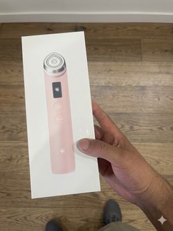 Age-R Booster Pro Skin Care Device  MEDICUBE