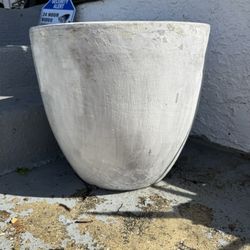 Grey and white ceramic pot 