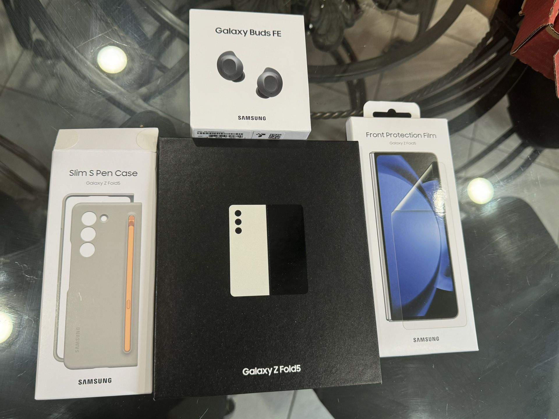 Samsung Galaxy Z Fold 5 Unlocked Bundle