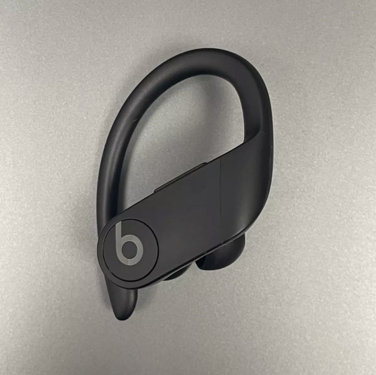  Powerbeats Pro Wireless Headphones RIGHT SIDE ONLY 