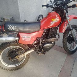 Honda Bicycle 2 wheels ... 1984 $3,000$