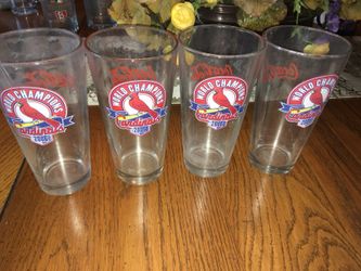 Cardinals set of beer glasses