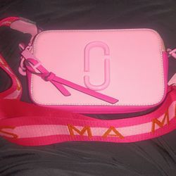 Marc Jacobs Women's Snapshot Cross Body Bag (Cross-posted)