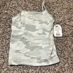 Girl’s camouflage wonder tank top. New! Size 7/8