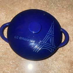 Le Creuset's new Eiffel Tower collection