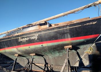 1968 Frisco Flyer II Sailboat w/trailer.