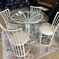 Glass Modern Dining Table w/4 chairs