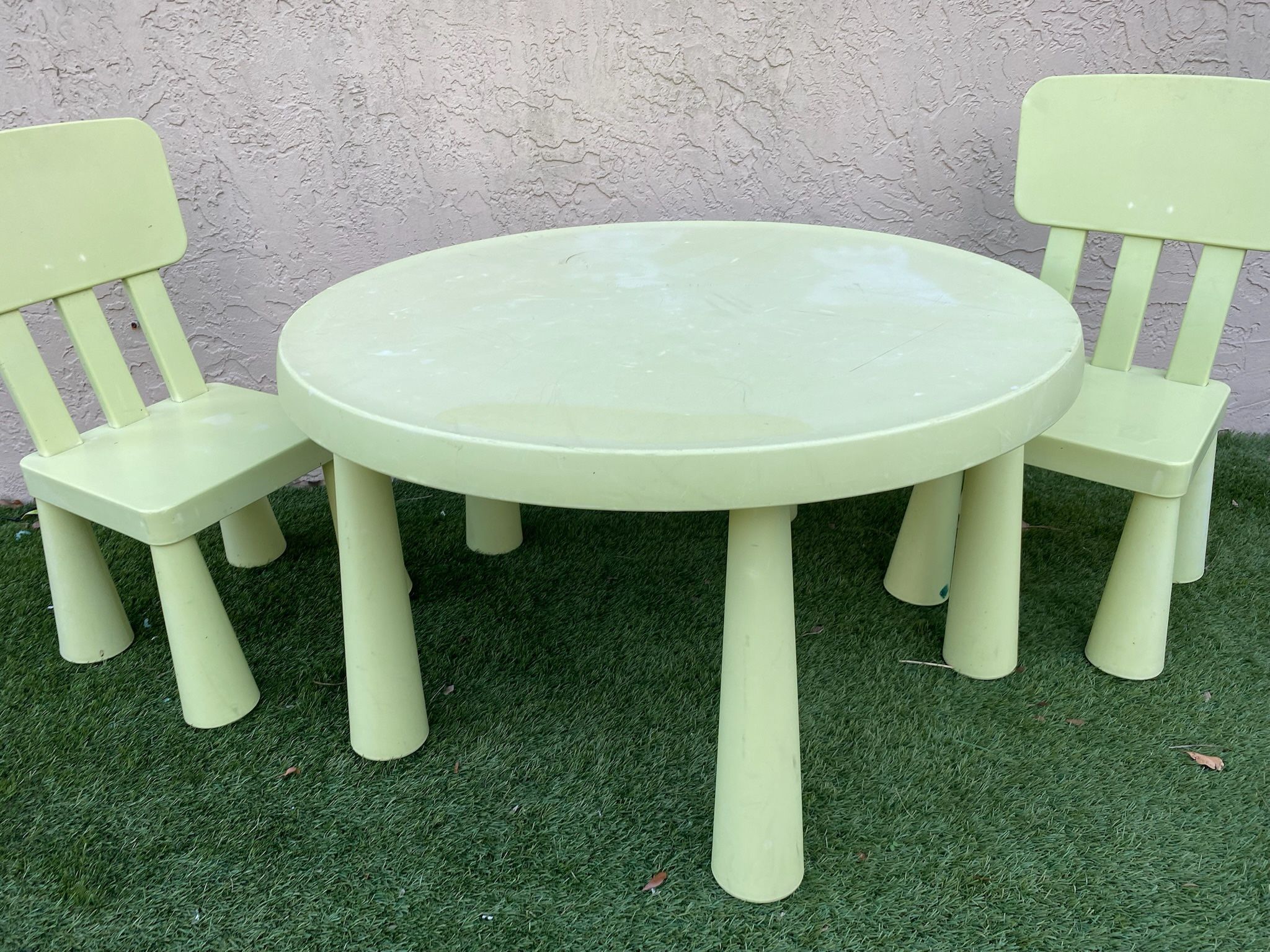 Ikea MAMMUT Children's table, indoor/outdoor - Local Delivery for a Fee - See My Items