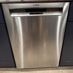 Bosch 24” Dishwasher In  Stainless Steel