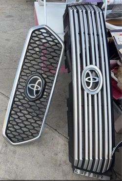 TOYOTA TUNDRA $40 & TACOMA FRONT GRILL $20