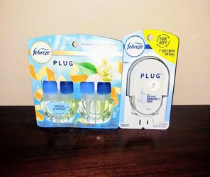 Febreze Plug Oil Warmer and Refills Bundle
