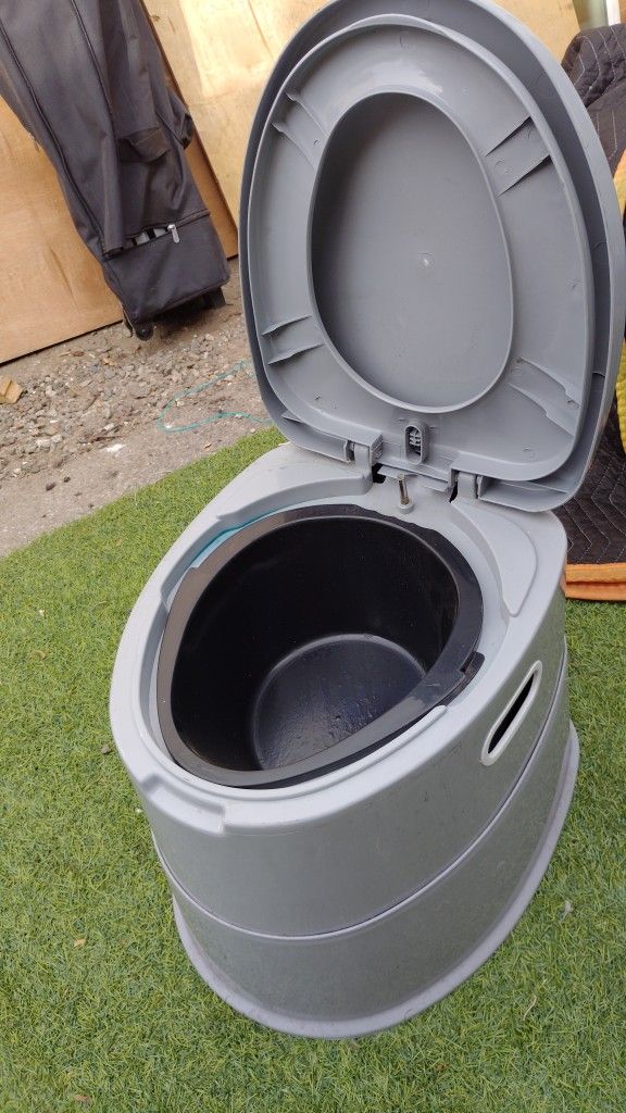 Portable Toilet