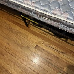 Twin bed and frame mattress too
