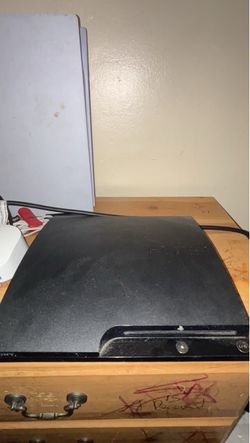 Playstation 3 with 2 Controllers