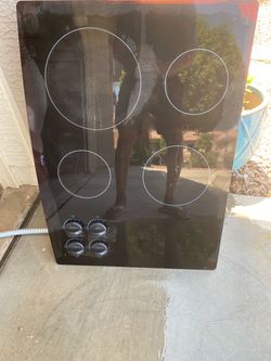 Electric cooktops 4 burners stove.