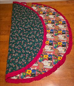 Handmade Quilted Christmas Tree Skirt Reversible 57” Multi Red Ruffles Santa