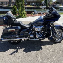 2012 Harley Davidson FLTRU Tour