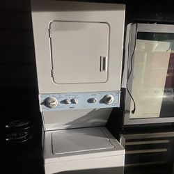 Stackable Electric Kenmore 24”