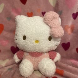 HELLO KITTY PLUSH - Soft and cute 