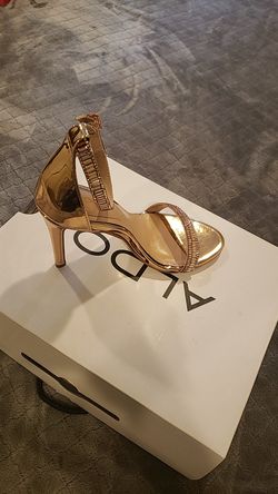 Aldo rose gold size 7