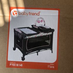 Lil Snooze Deluxe Nursery 2 Play Yard 