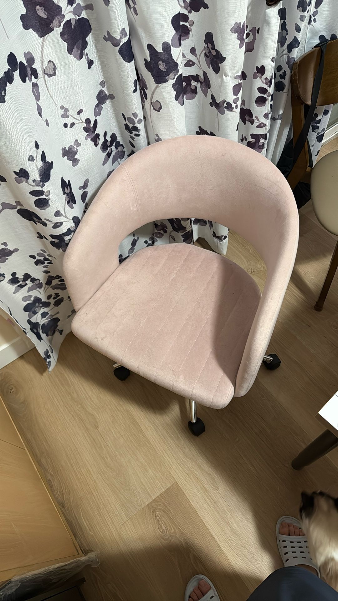 Pink Rolling Chair