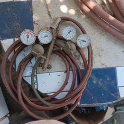 Welding Hoses With Four Gages