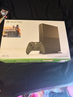 Xbox 1 *with box*