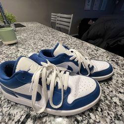 Blue Nike Jordans Size 9