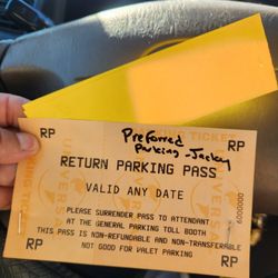 Preferred Parking For Universal Studios 