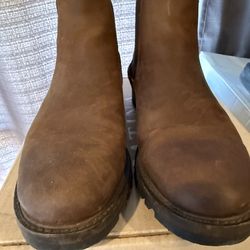 Men's Dress Boot Chelsea Size 8  Patina Brand Brown   Kenneth Cole