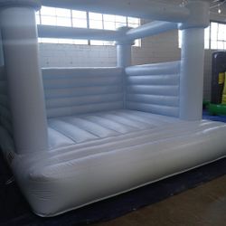 BOUNCE HOUSES R ON SALE ASK FOR JOSE 