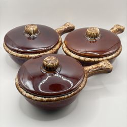 Set of 3 Hull Oven Proof Pottery Brown Glaze French Onion Soup Bowls with Lids