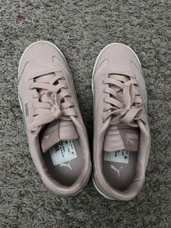 Women’s Puma Sneakers Pinkish/mauve Color