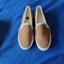 Keds Dream Foam Fur Lined Slip On Shoes