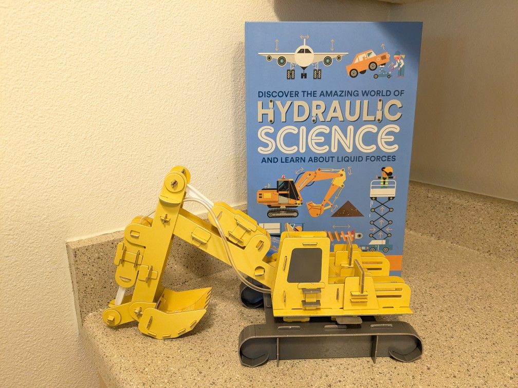 Hydraulic Science Digger Model & Book (Accepting Trades)