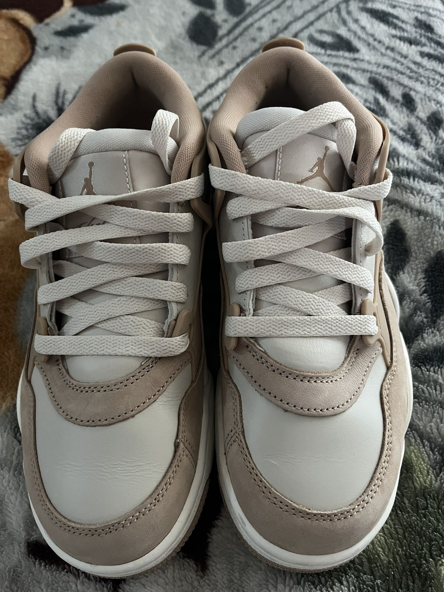 Air Jordan 4 RM women’s shoes