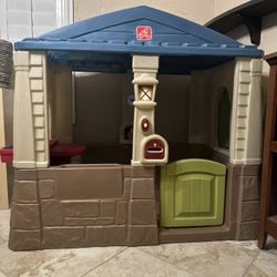 Step 2 Play House Excellent condition