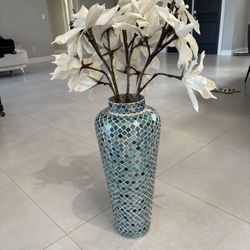 z galleria vase with flowers