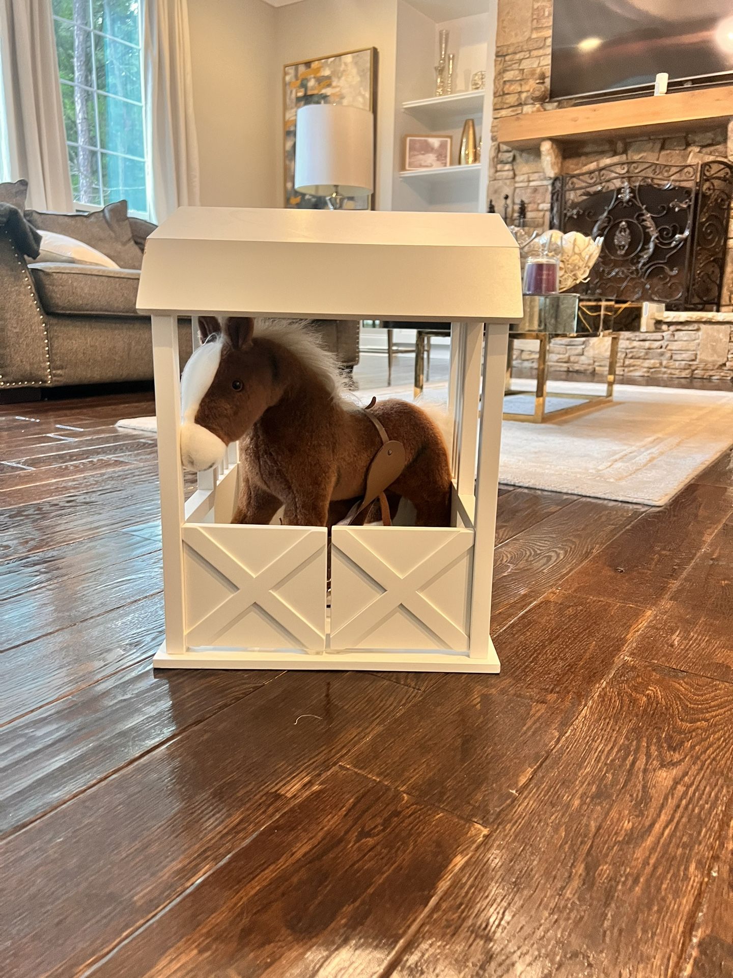 Pottery barn horse stable and plush horse