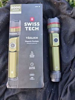 Swiss Tech Magnetic Flashlight