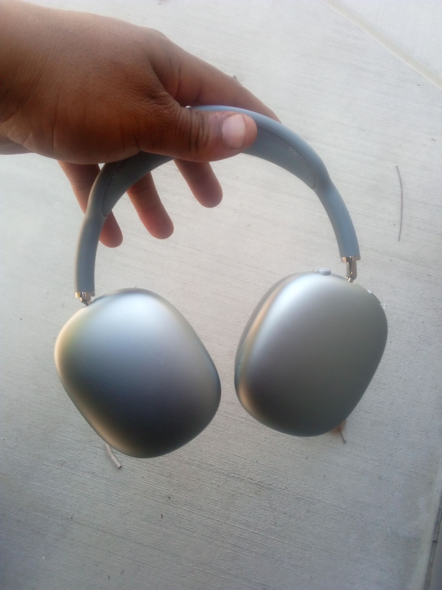 Apple headphones pro max