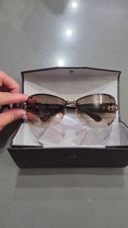 Gucci sunglasses 2820