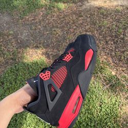 Jordan 4 Retro Red Thunder